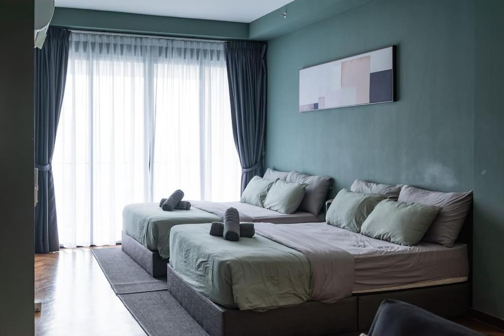 Deluxe Seaview Suite Twin Bed By The Only Bnb Tanjung Tokong Eksteriør billede